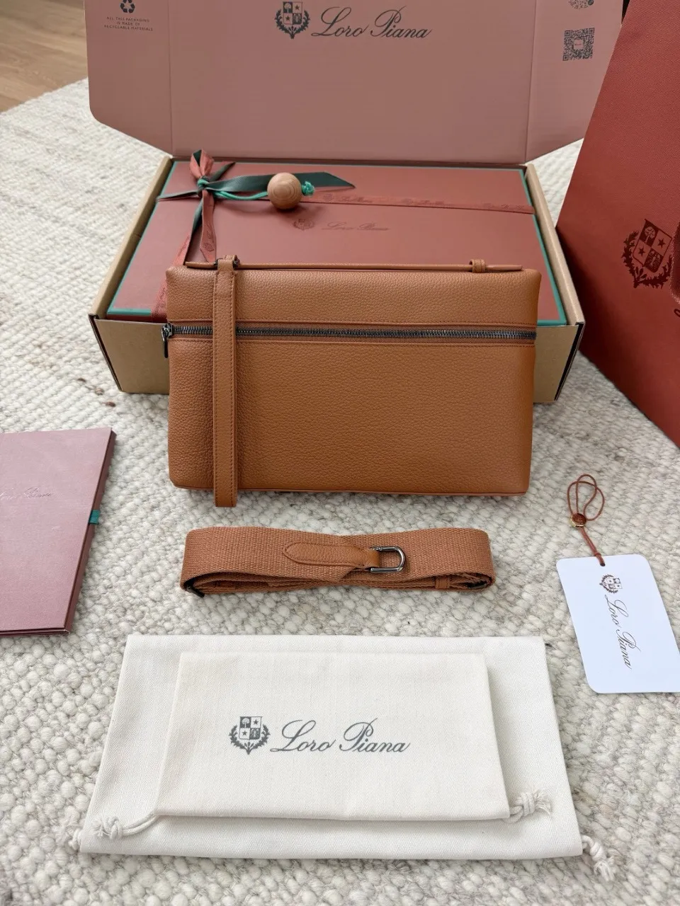 Клатч Loro Piana
