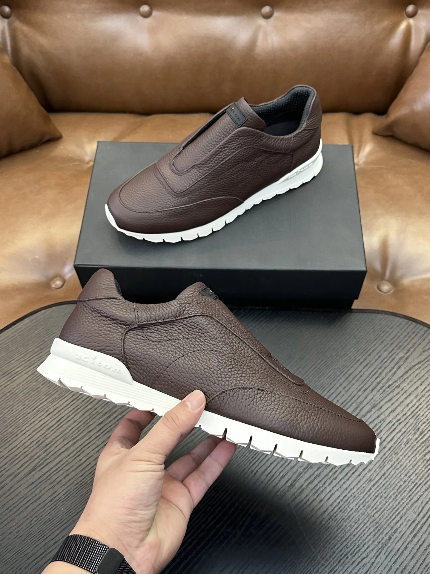 Кроссовки Kiton
